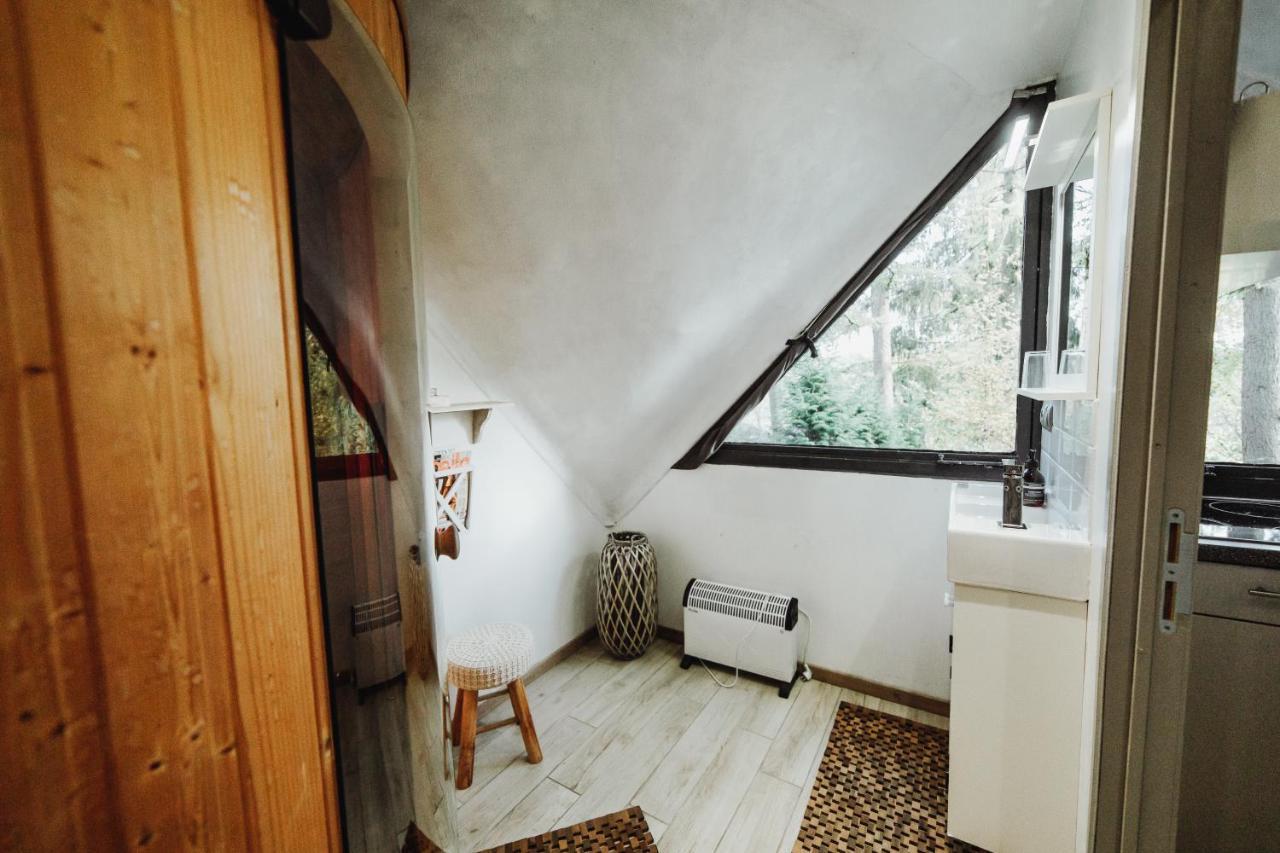 Chalet Scandinave Avec Sauna Ir - In The Woods Gesves Exterior foto