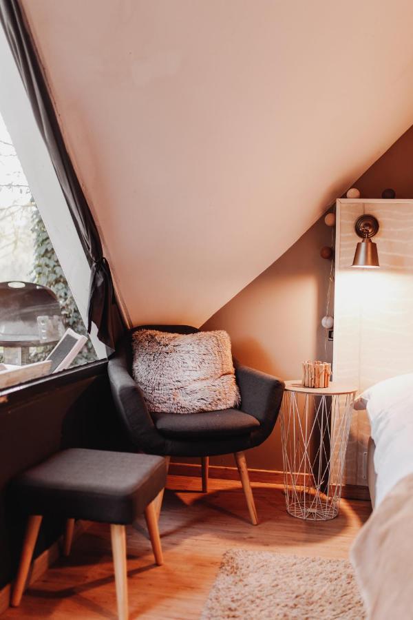 Chalet Scandinave Avec Sauna Ir - In The Woods Gesves Exterior foto
